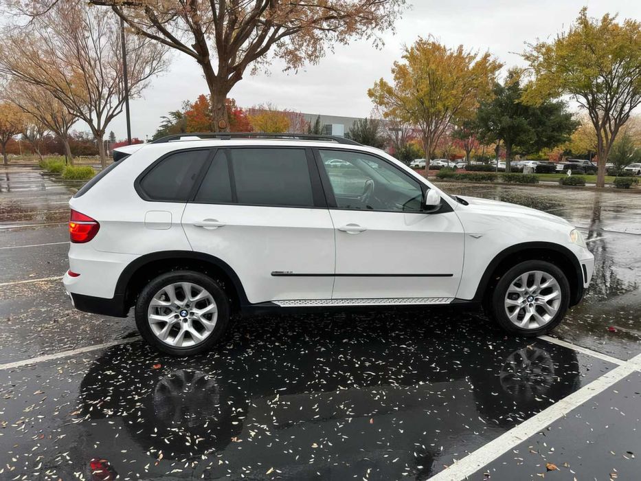 BMW X5 xDrive35i      2013