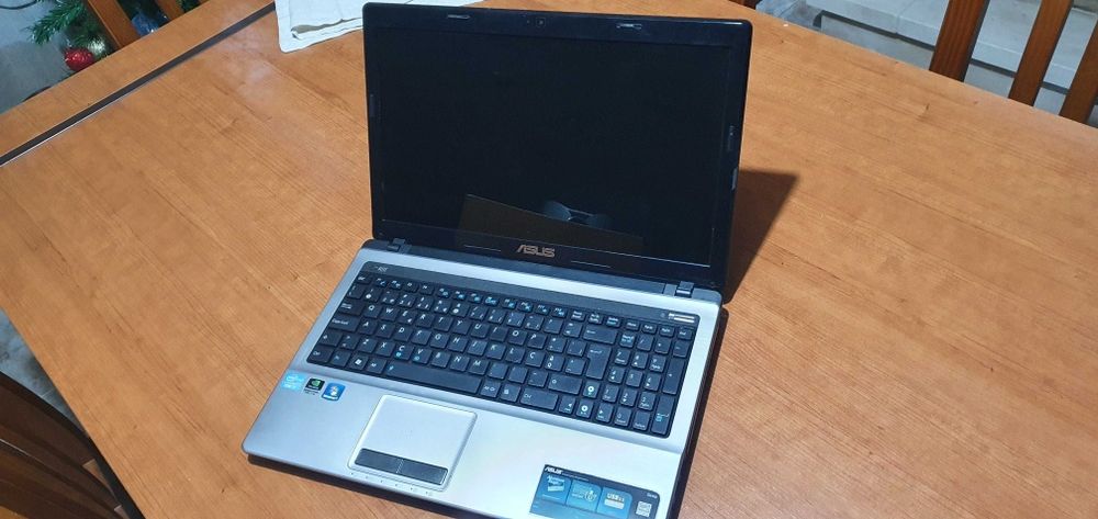 Portátil Asus K53S - Core i7 | 16GB RAM | SSD