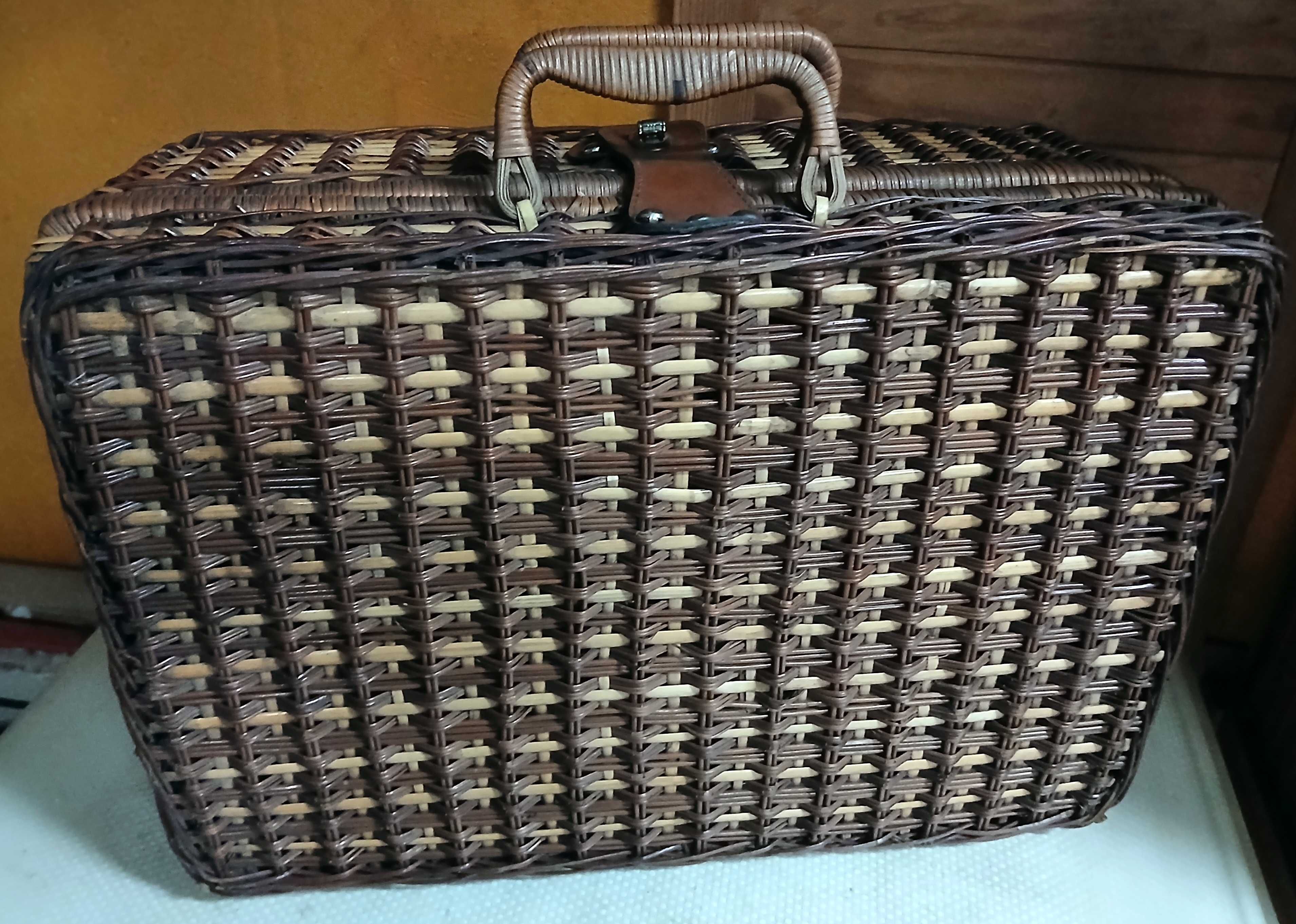 Cesta de Piquenique Vintage