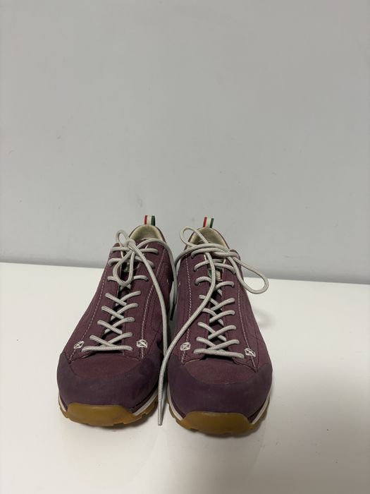 Трекінгові кросівки