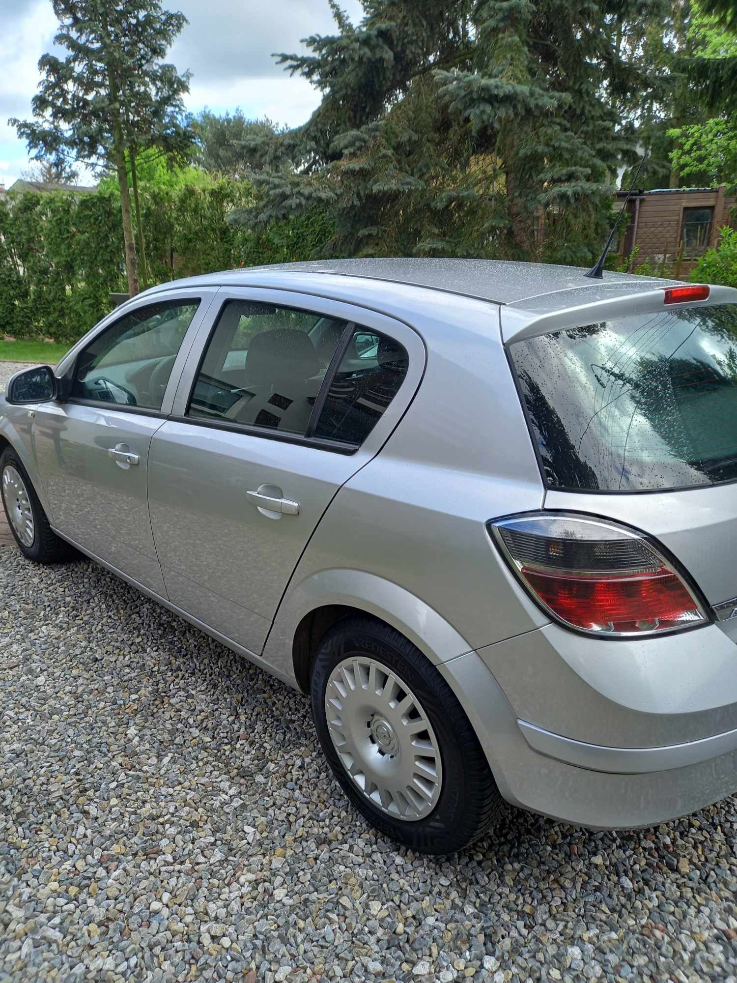 Opel Astra 1,4pb*2010*