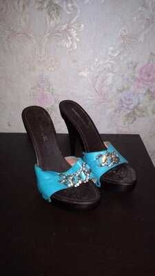 Шлепанцы летние бирюзовые кожаные 37р. Шкіряне взуття