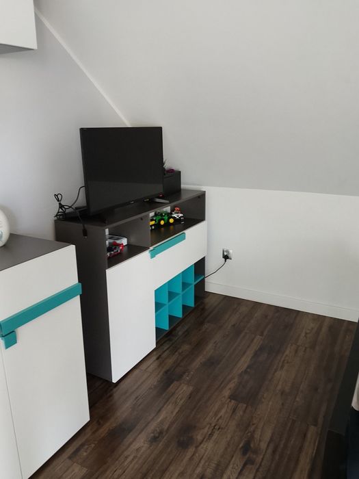 Meble młodzieżowe łóżko 140 biurko