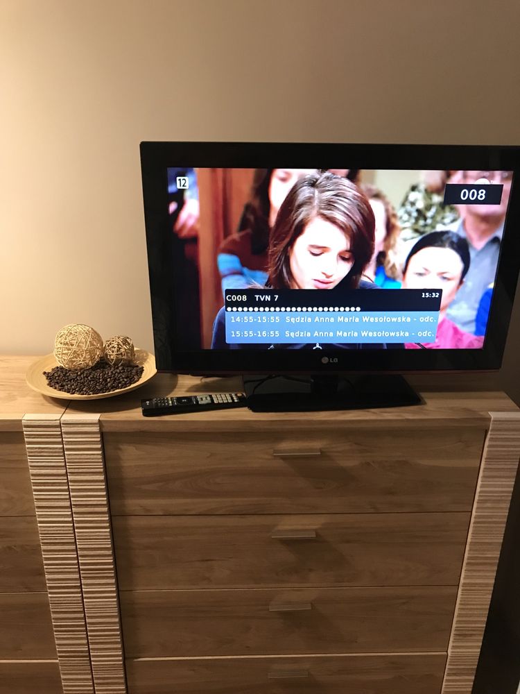 Telewizor LG 32 cale stan bd