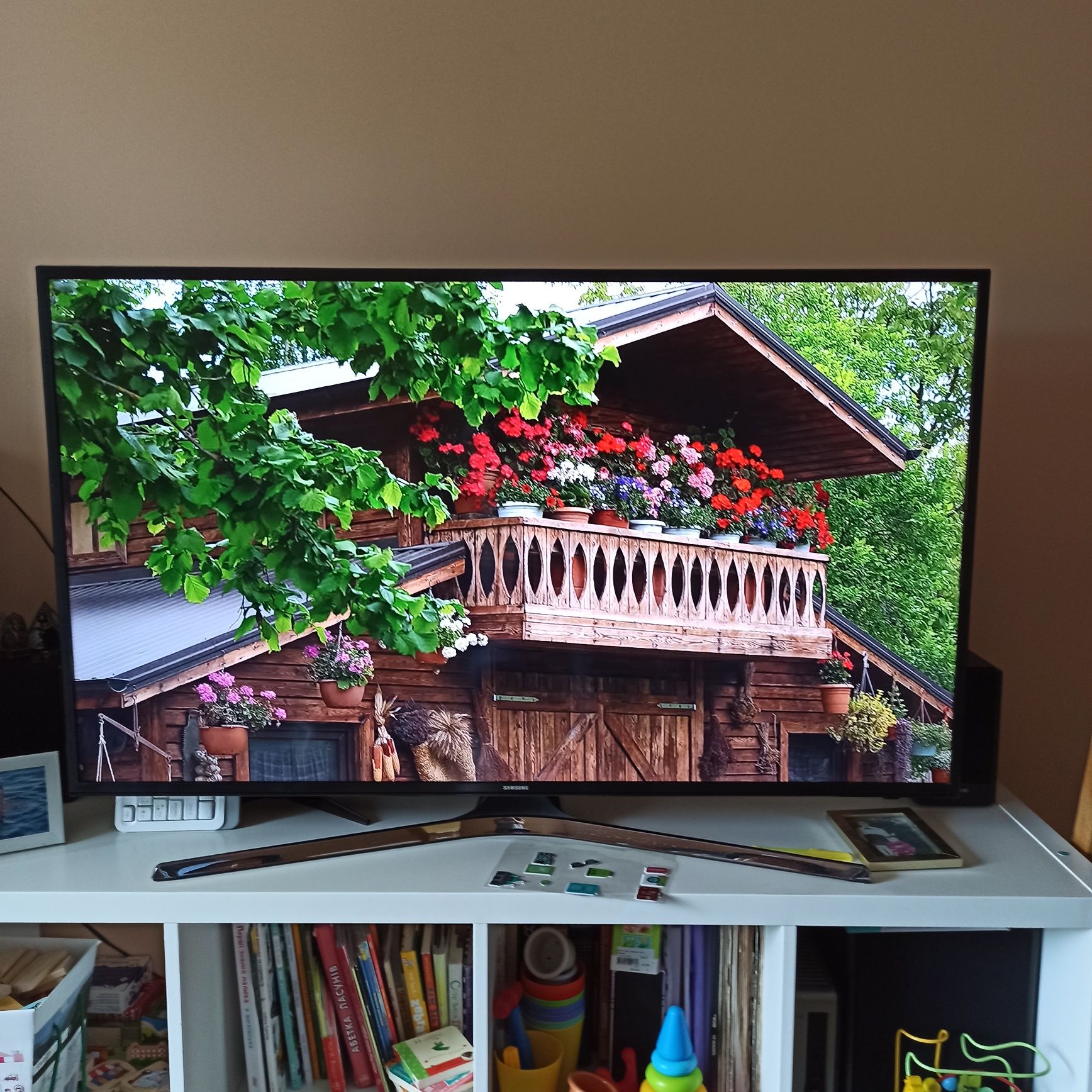 Телевізор samsung ue49mu6103u. Діагональ 49