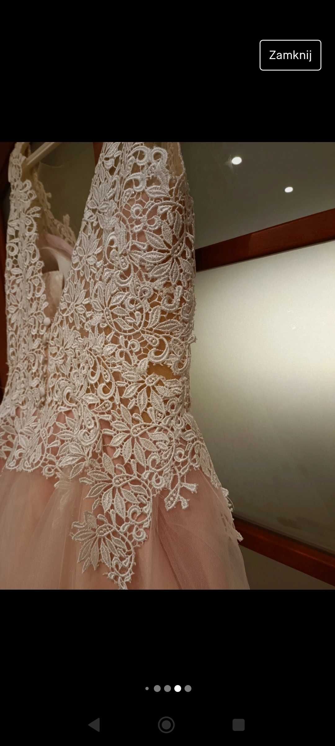 Suknia ślubna różowa koronka