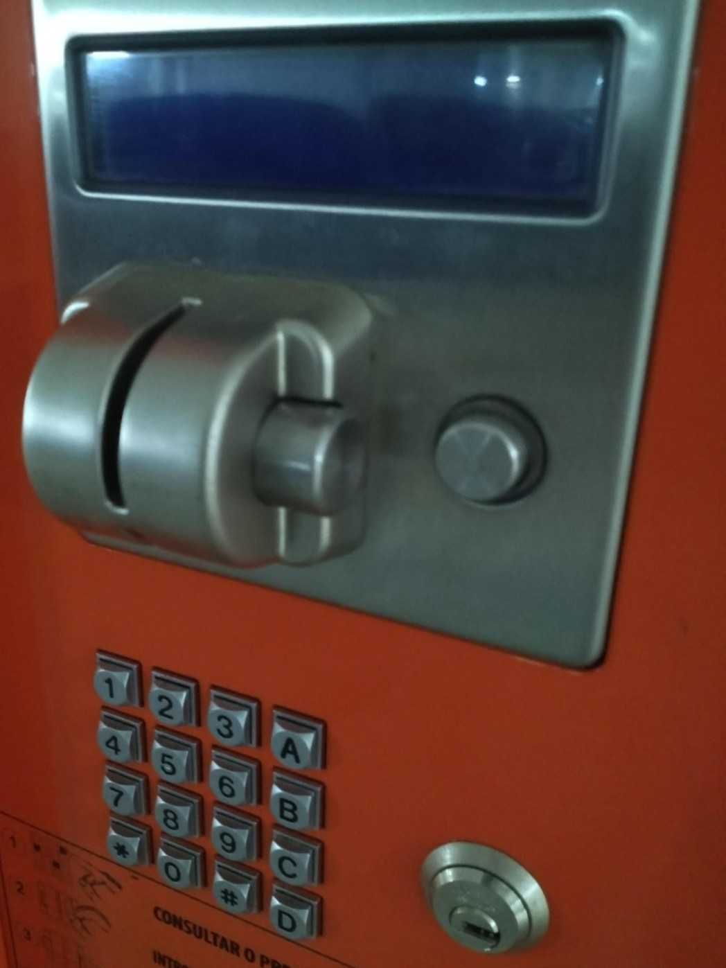Vending machine Jofemar Gourmet