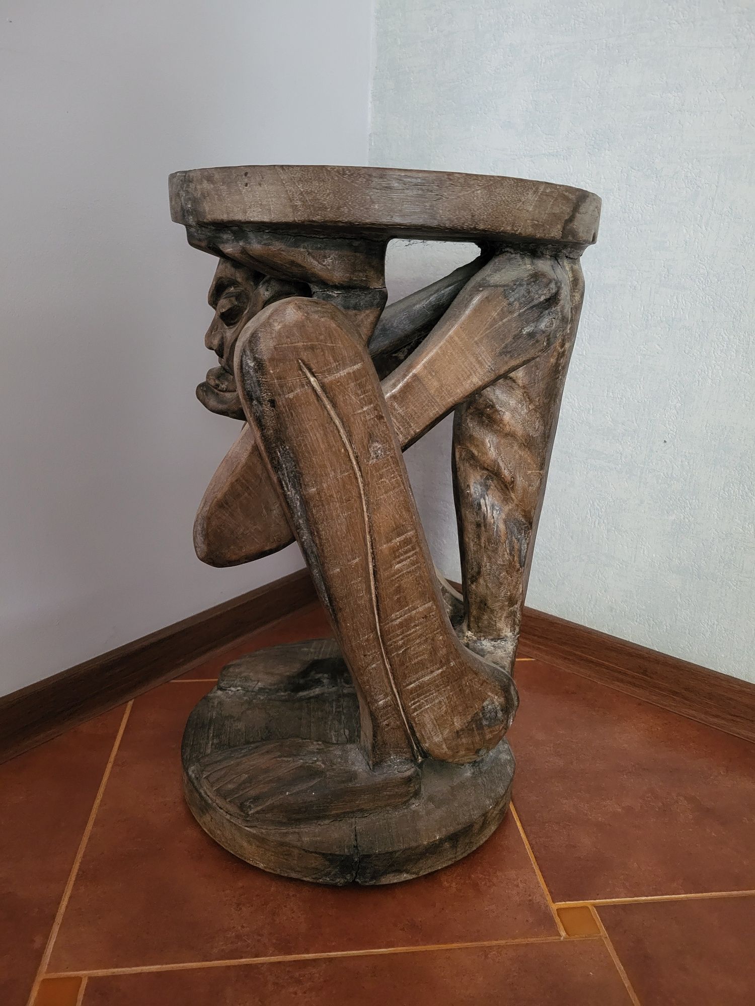 Afrykański taboret, rzeźba