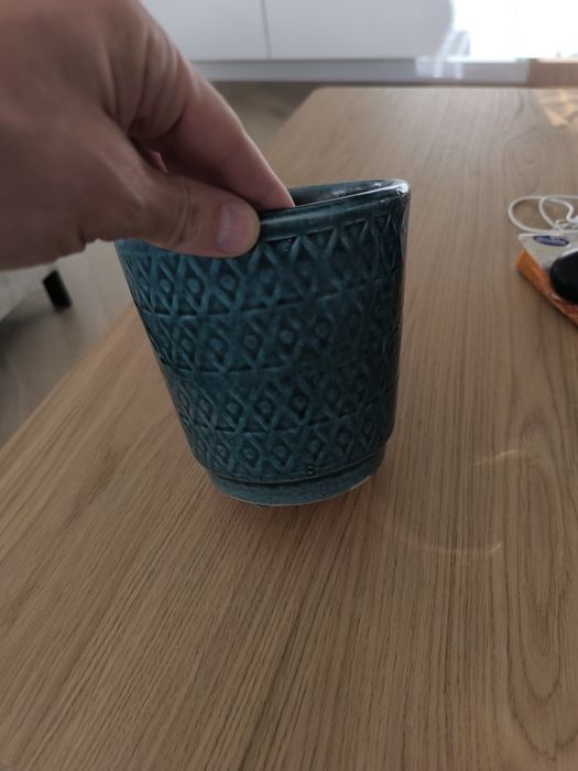 Doniczka używana, stan bdb.