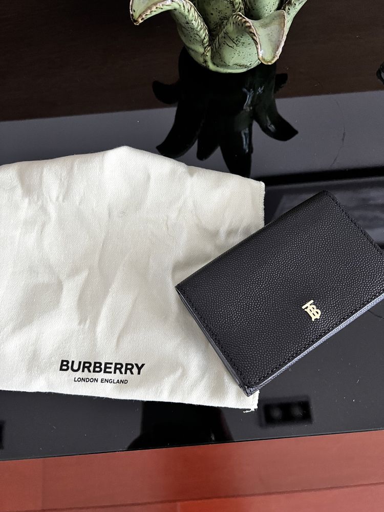 Burberry гаманець