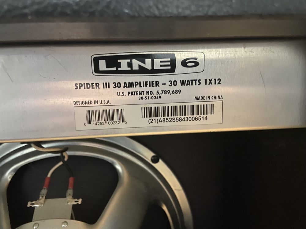 Amplificador de Guitarra SPIDER III LINE 6 30 WATTS