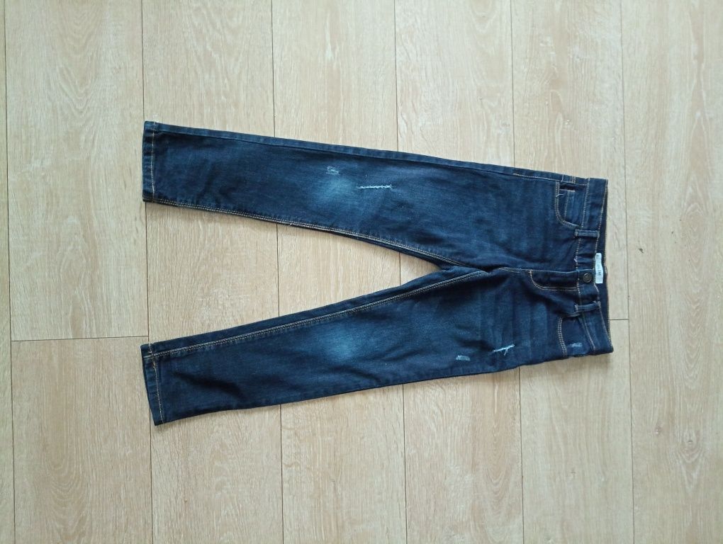 Spodnie Kiabi STAN IDEALNY 134 jeansy niebieskie granatowe dziewczęce