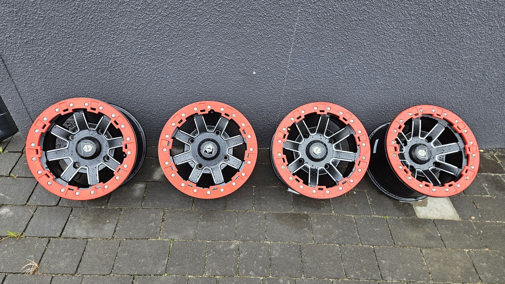Polaris Scrambler felgi beadlock 4x156