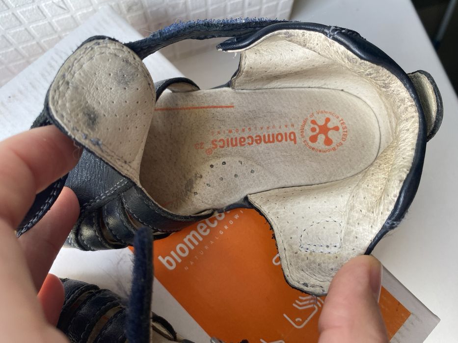 Шкіряні сандалі biomecanics 23 р. barefoot
