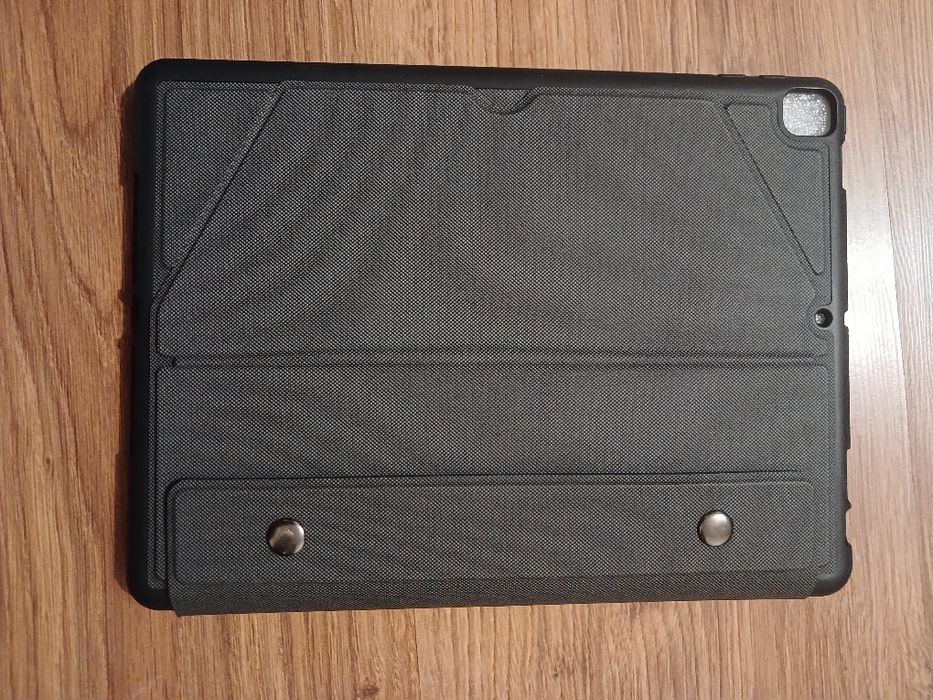 Чохол книжка на iPad