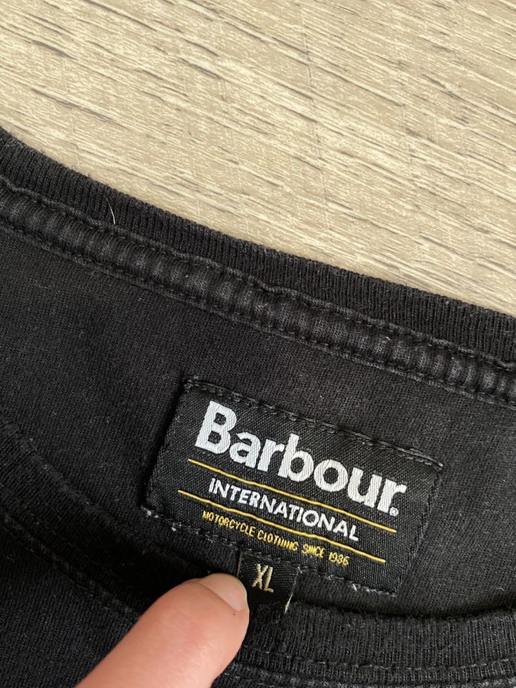 Футболка від Barbour