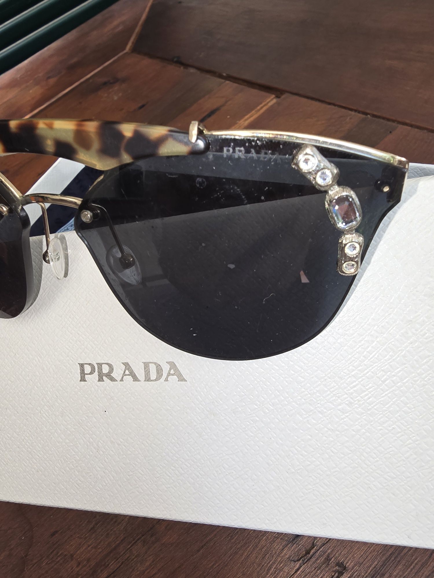 Oculos usados Prada