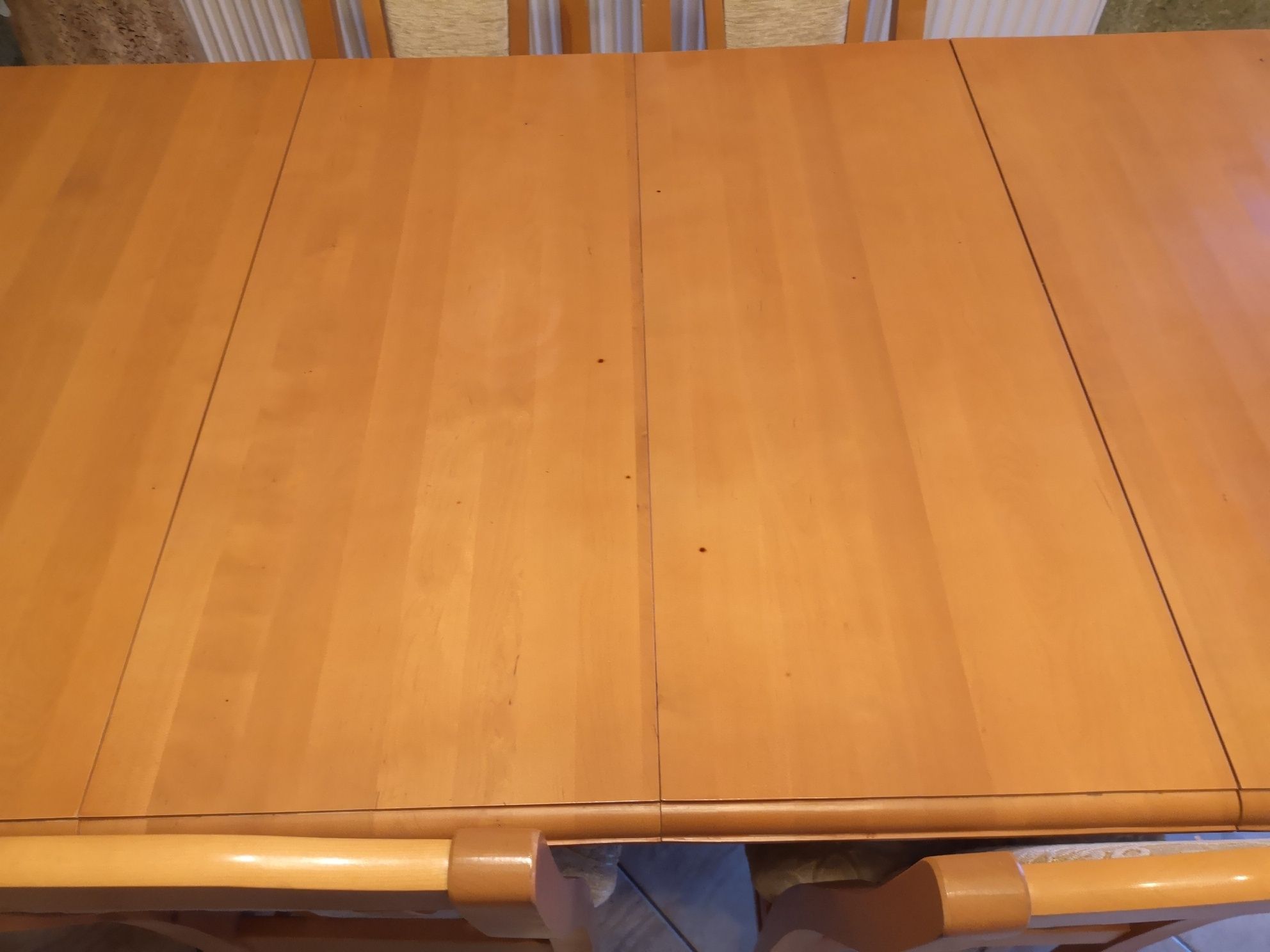 Stół rozkładany +4 krzesła