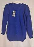 Sweter w kolorze chabrowym