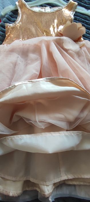 Sukienka świąteczna Cool Club 110 cm cekiny