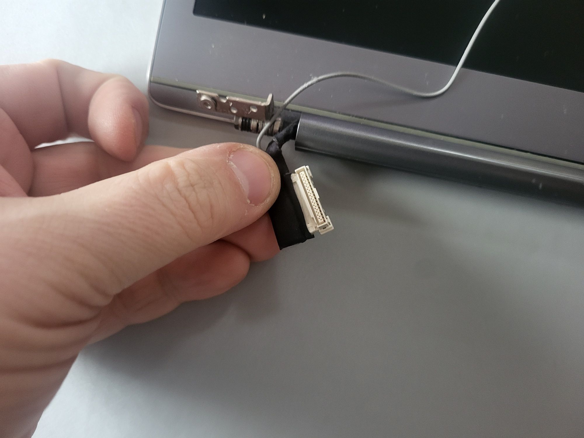 Sprzedam klapę Matrycy do Samsung  do NP-530U3C bez dotyku
