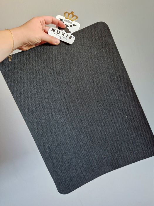 Mata pod miski wodoodporna antypoślizgowa pies łapki czystość