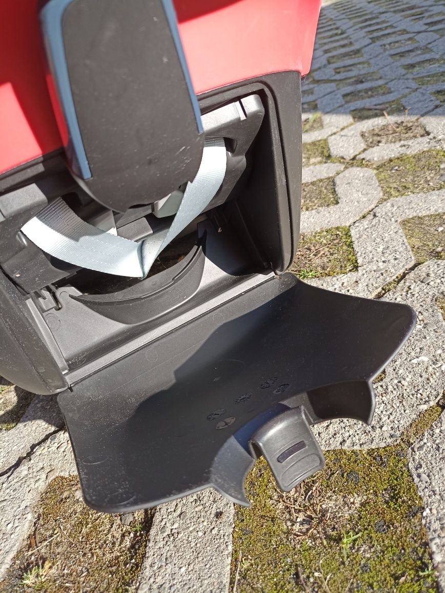 Maxi Cosi Pebble Plus 2way fix, fotelik + baza, nosidełko  czerwone