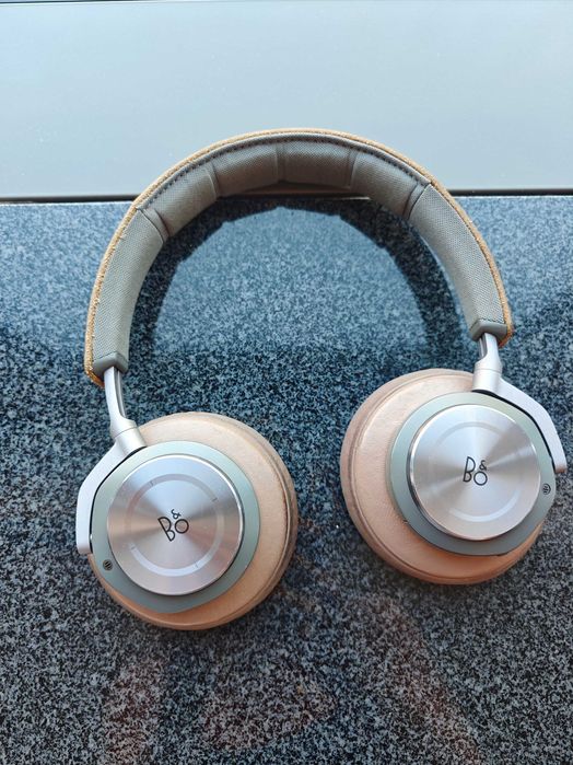Bang & Olufsen Beoplay H9