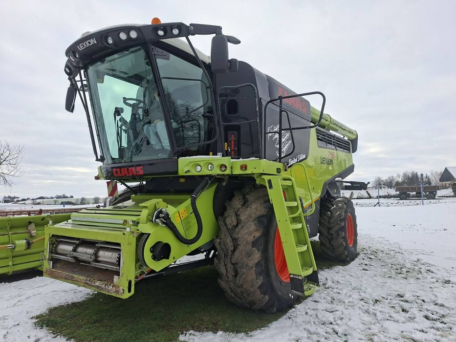 Комбайн зернозбиральний Claas Lexion 795(770)