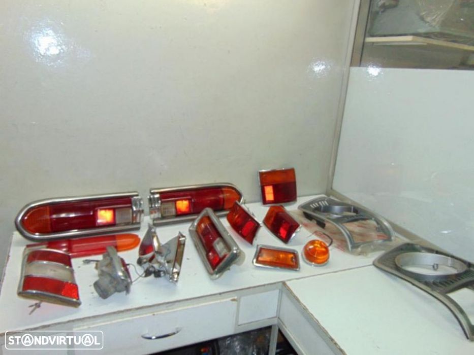 Farolins para carros antigos Datsun 120Y