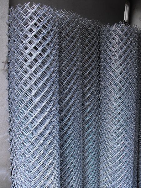 Siatka ocynkowana h=1,5 fi2,5mm oczko 65x65,  rolka  tylko 119 zł!!