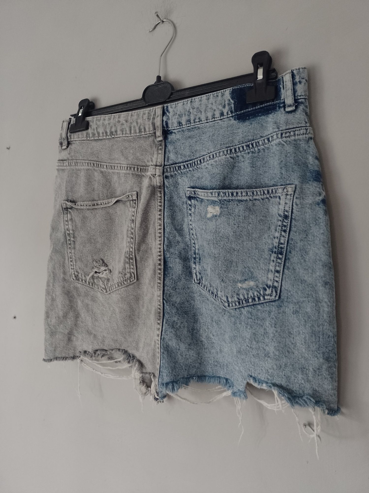 Spódnica krótka jeansowa