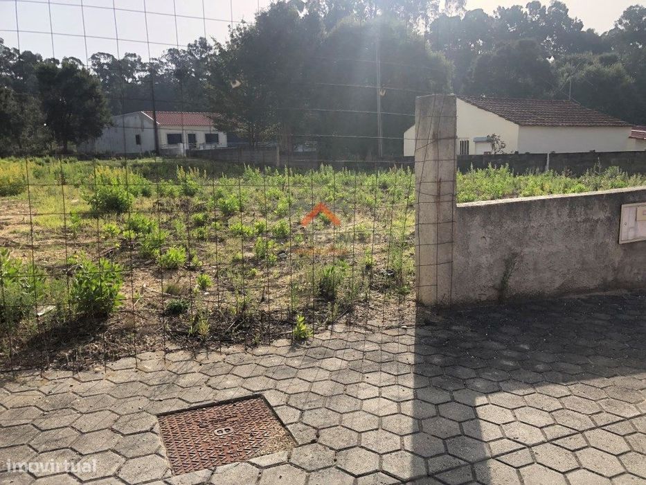 Terreno para construção de moradia geminada em Esgueira-Mataduços!