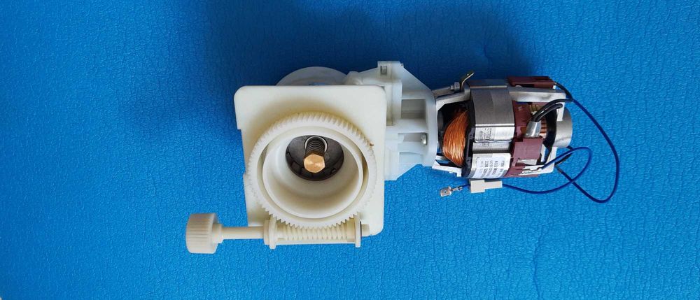 Necta Astro, silnik młynka automat vendingowy