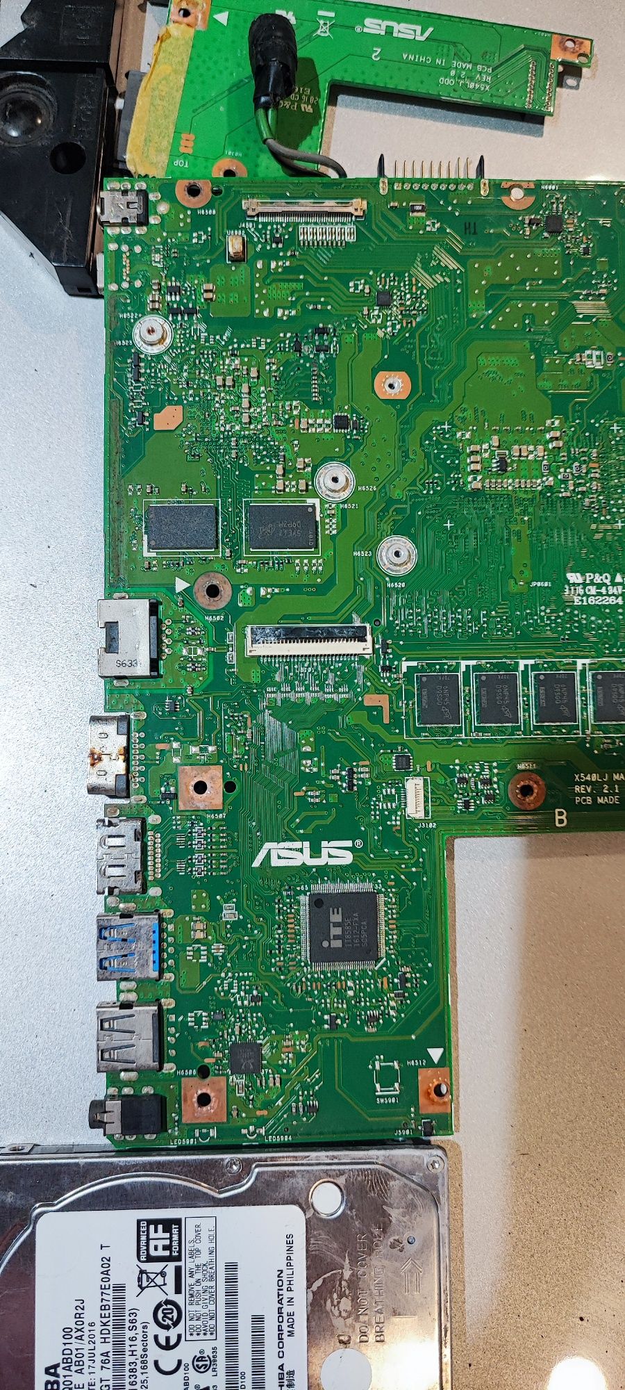 Lenovo  A540L )/?запчасти