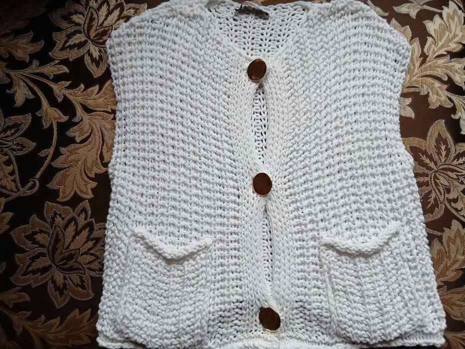 Жилет білий в'язаний об'ємний бавовна р.46 ZARA