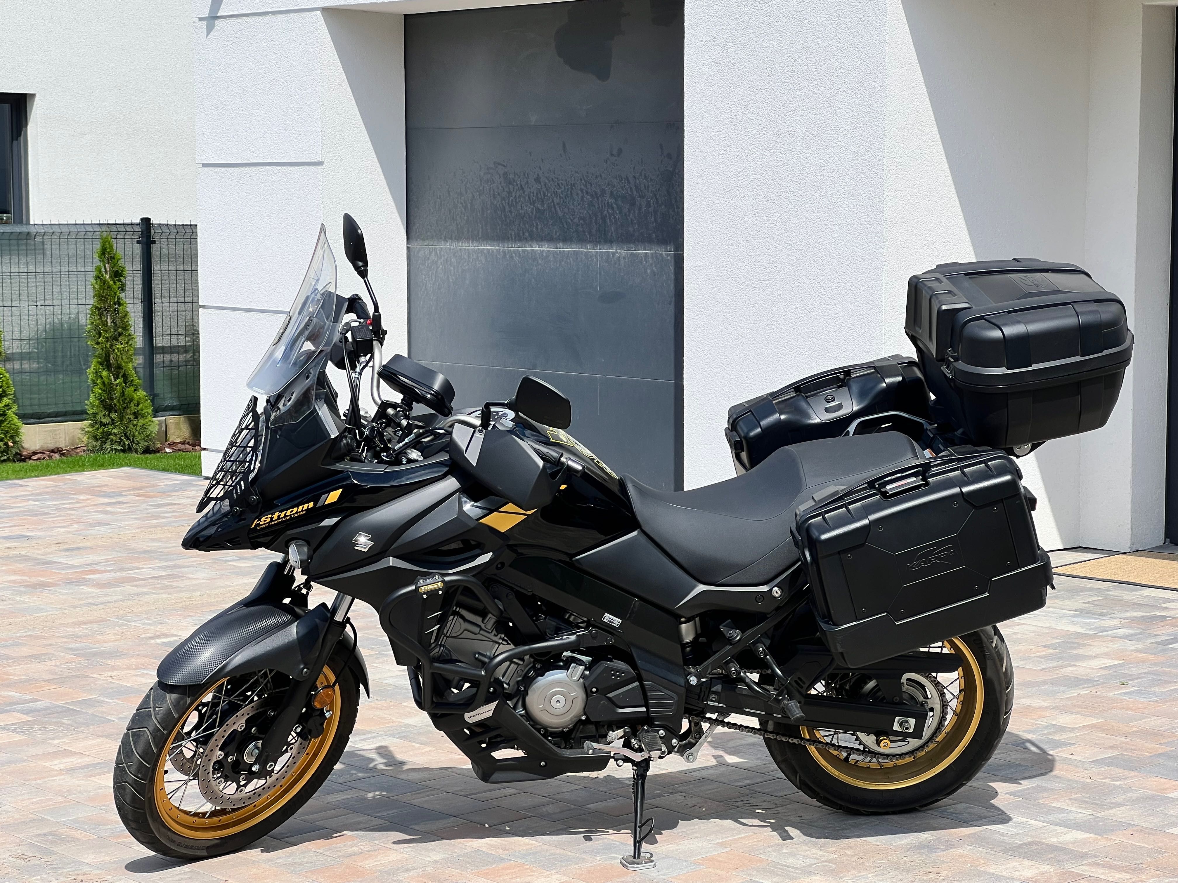 Suzuki v strom XT 650