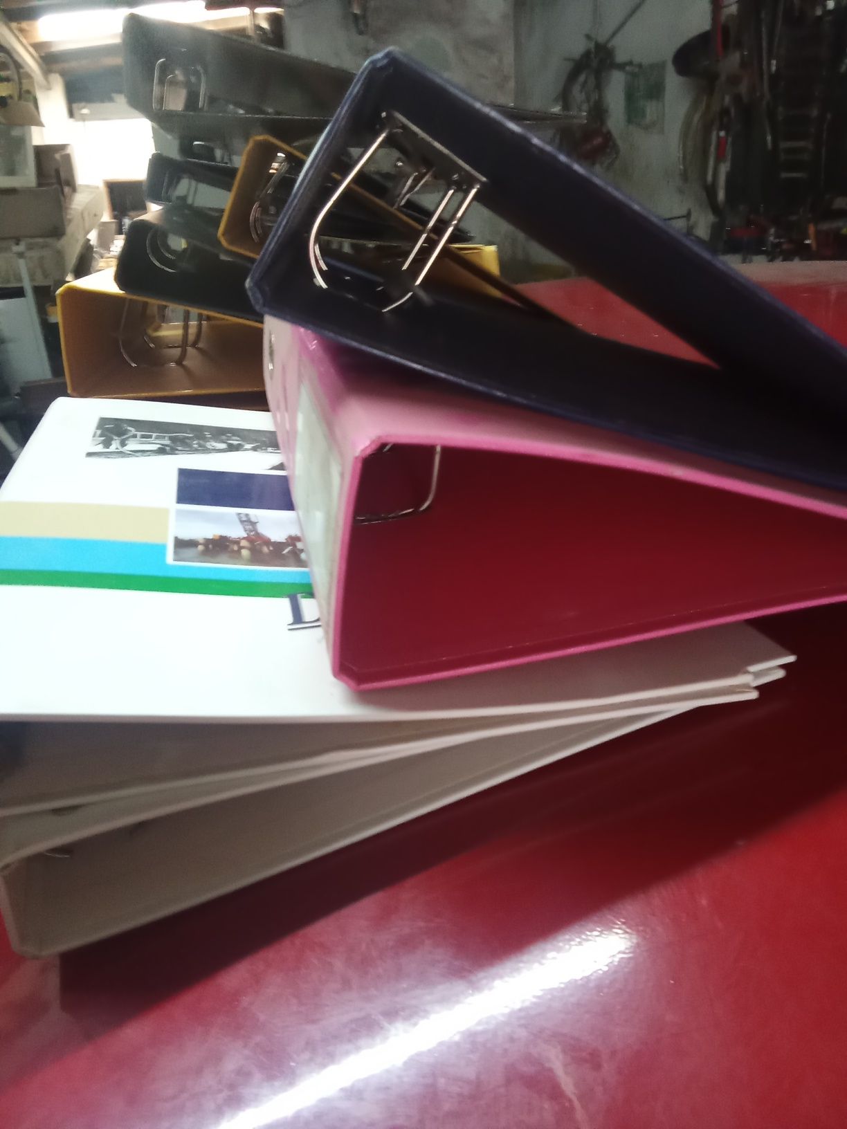 13 dossiers de registo.