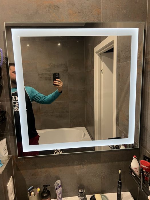 Продаю повністю ціле дзеркало