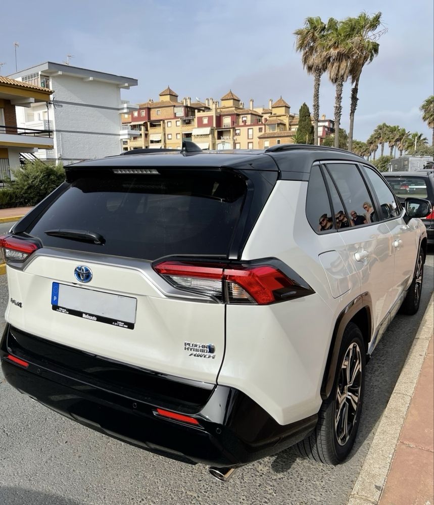 Toyota RAV4 2.5 HDF Plug-in Square Collection AWD-i