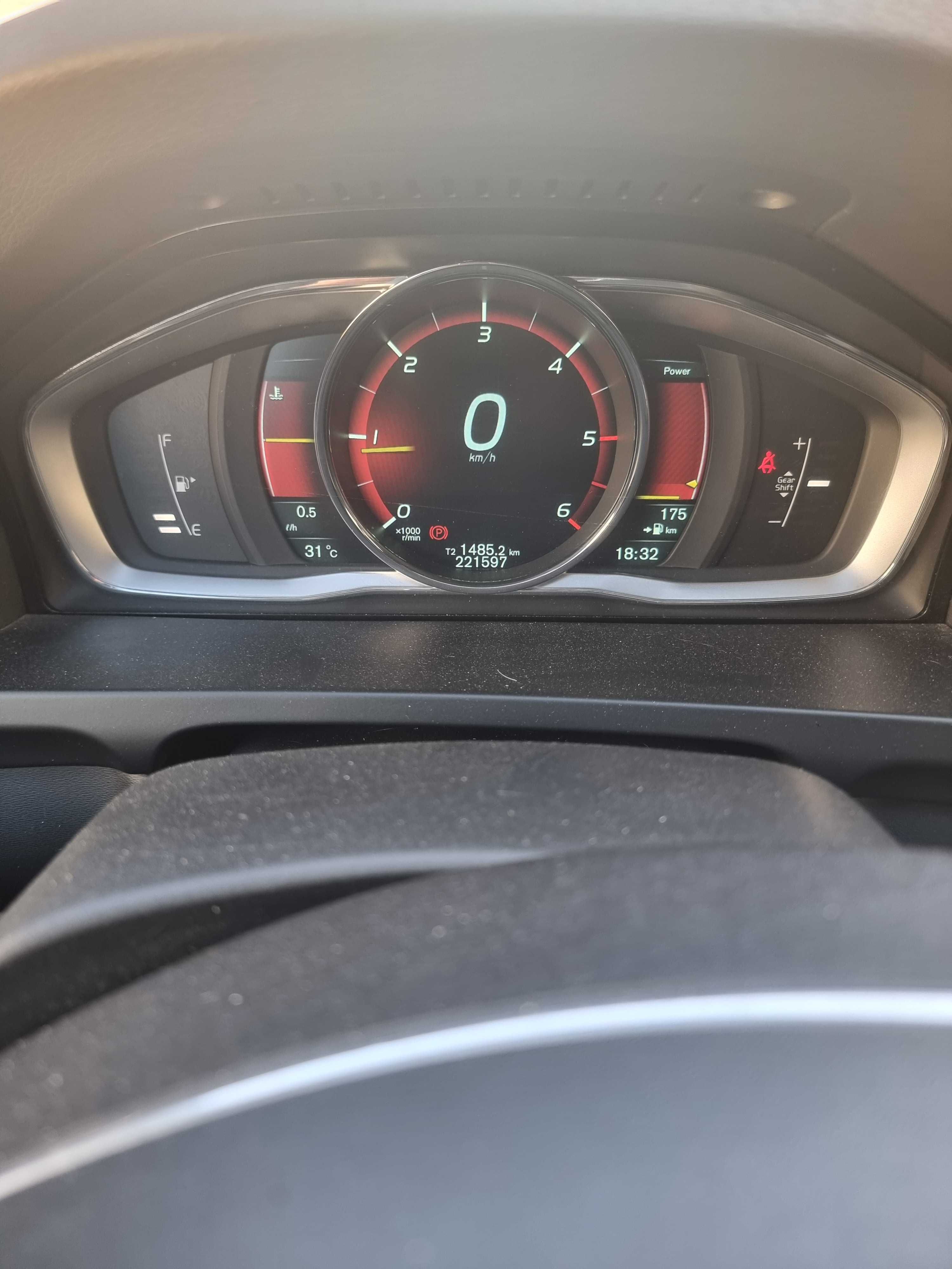 Automóvel para venda volvo v60