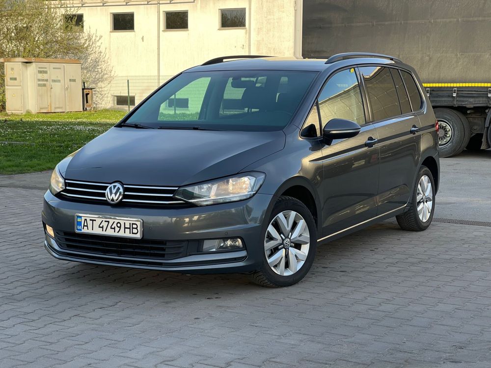 Volkswagen Touran 1,6TDI , механіка , рідний пробіг , без підкрасів