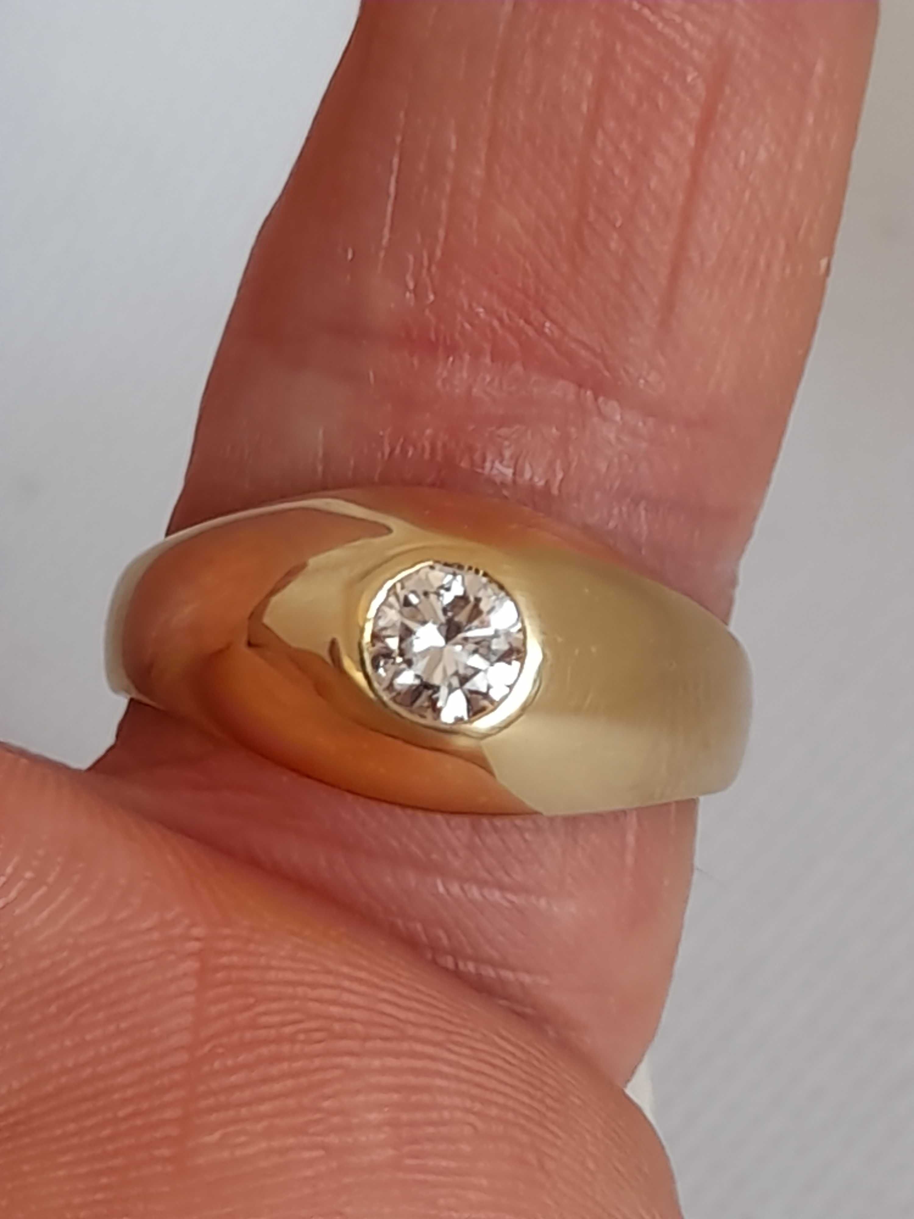 Pierścionek złoto 585 z brylantem 0.46ct