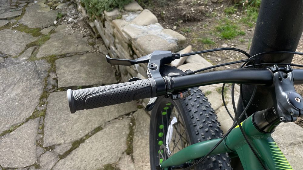 Pride Domut рама розміру L