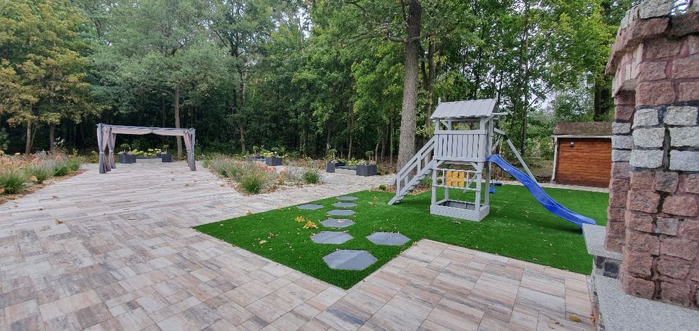 Zakładanie ogrodów, montaż nawadniania, trawa z rolki ,