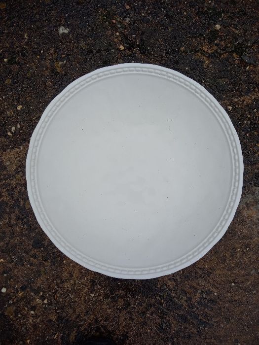 Prato grande em loiça