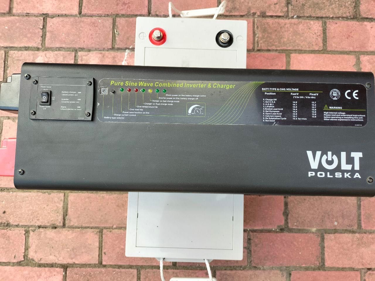 Джерело безперебійного живлення Volt Polska POWER SINUS 3000 12/230V