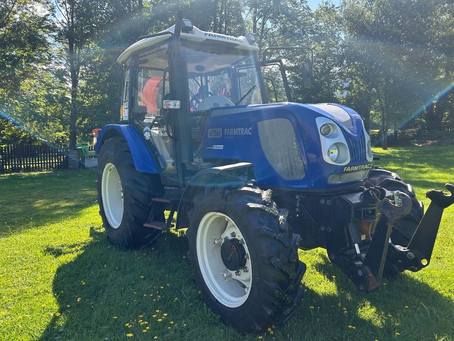 Farmtrac Farmtrac 675DT  2016 z pługiem odśnieżnym
