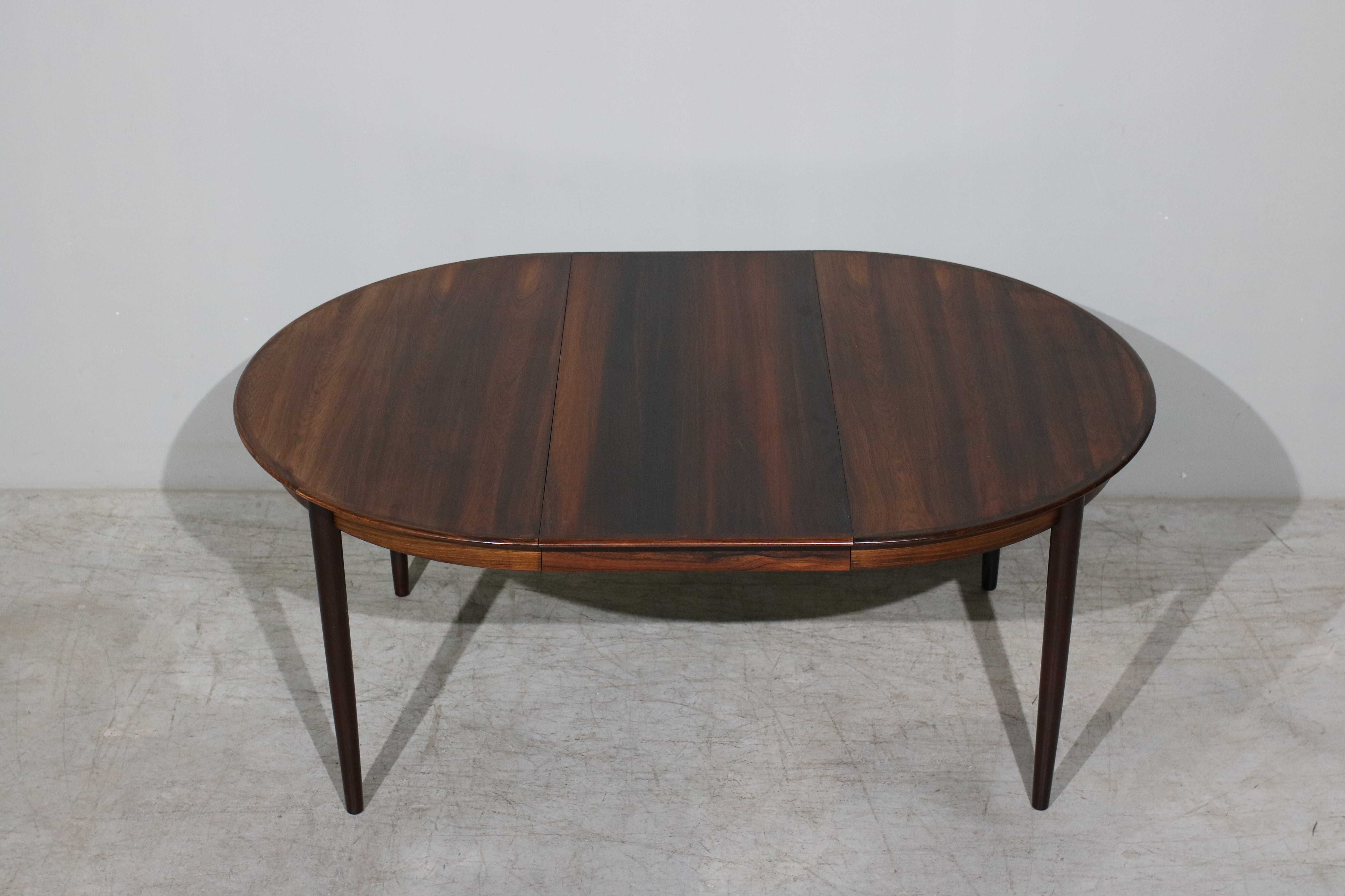 Mesa de jantar extensível Skovmand & Andersen em pau santo | Design