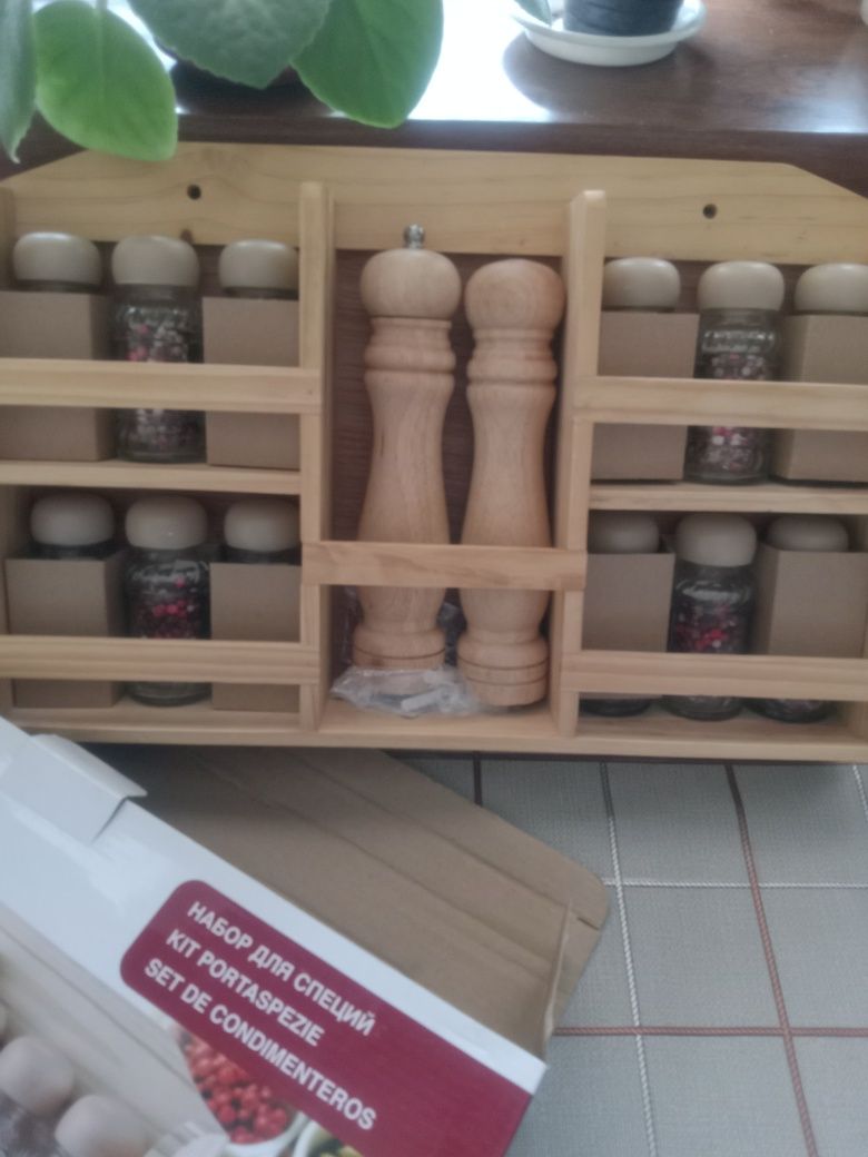 Продам набор. для специй
